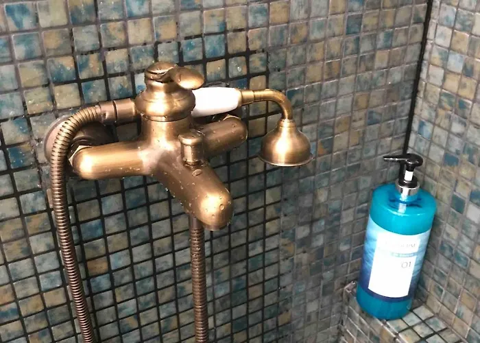 With Jardin Tropical Terrasse - Center - 150m *